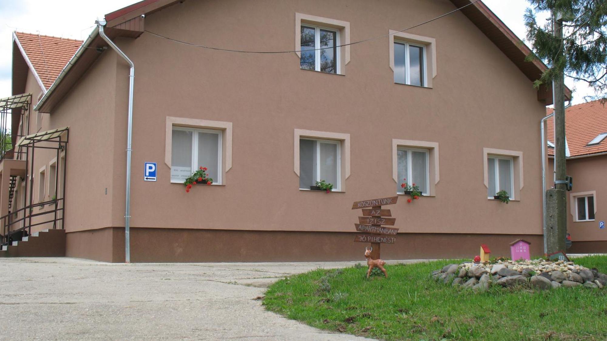 Izisz Apartman Matraterenye Dış mekan fotoğraf